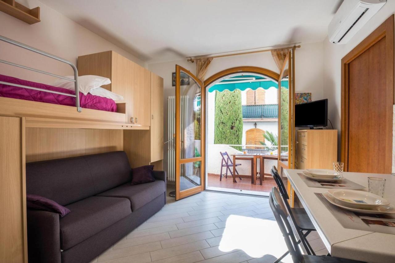 Il Bianconiglio Peschiera del Garda Exterior foto