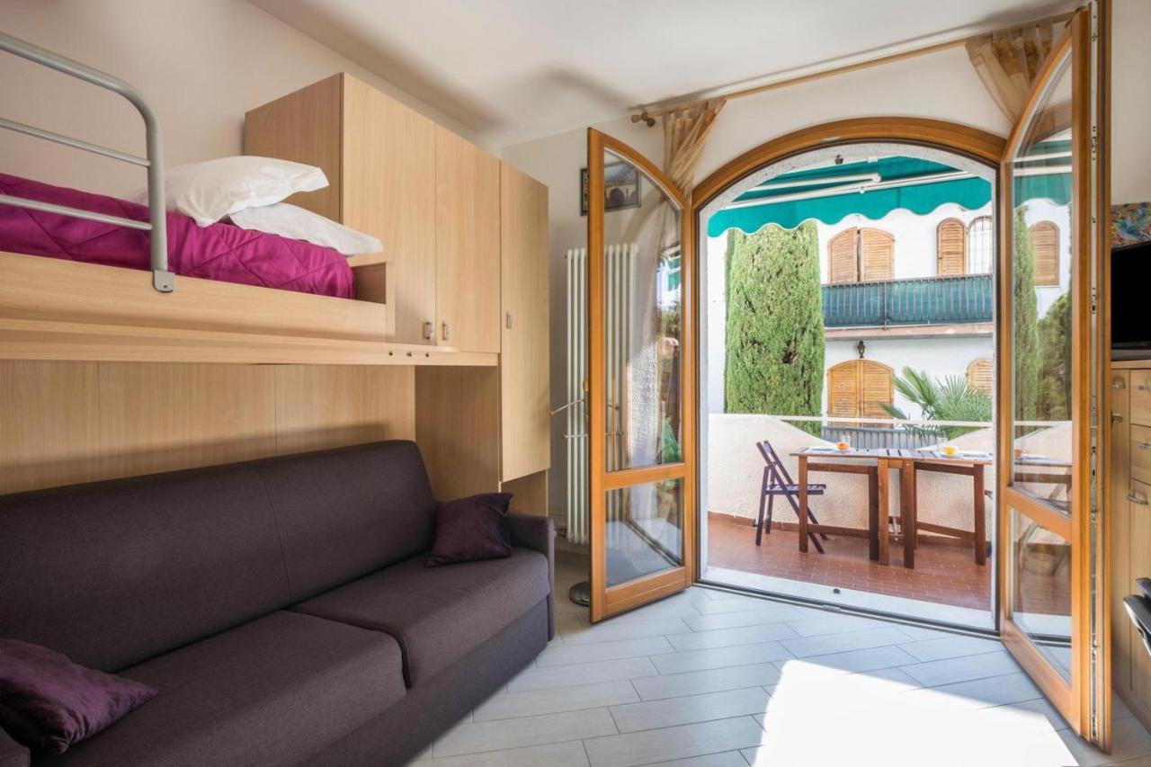 Il Bianconiglio Peschiera del Garda Exterior foto