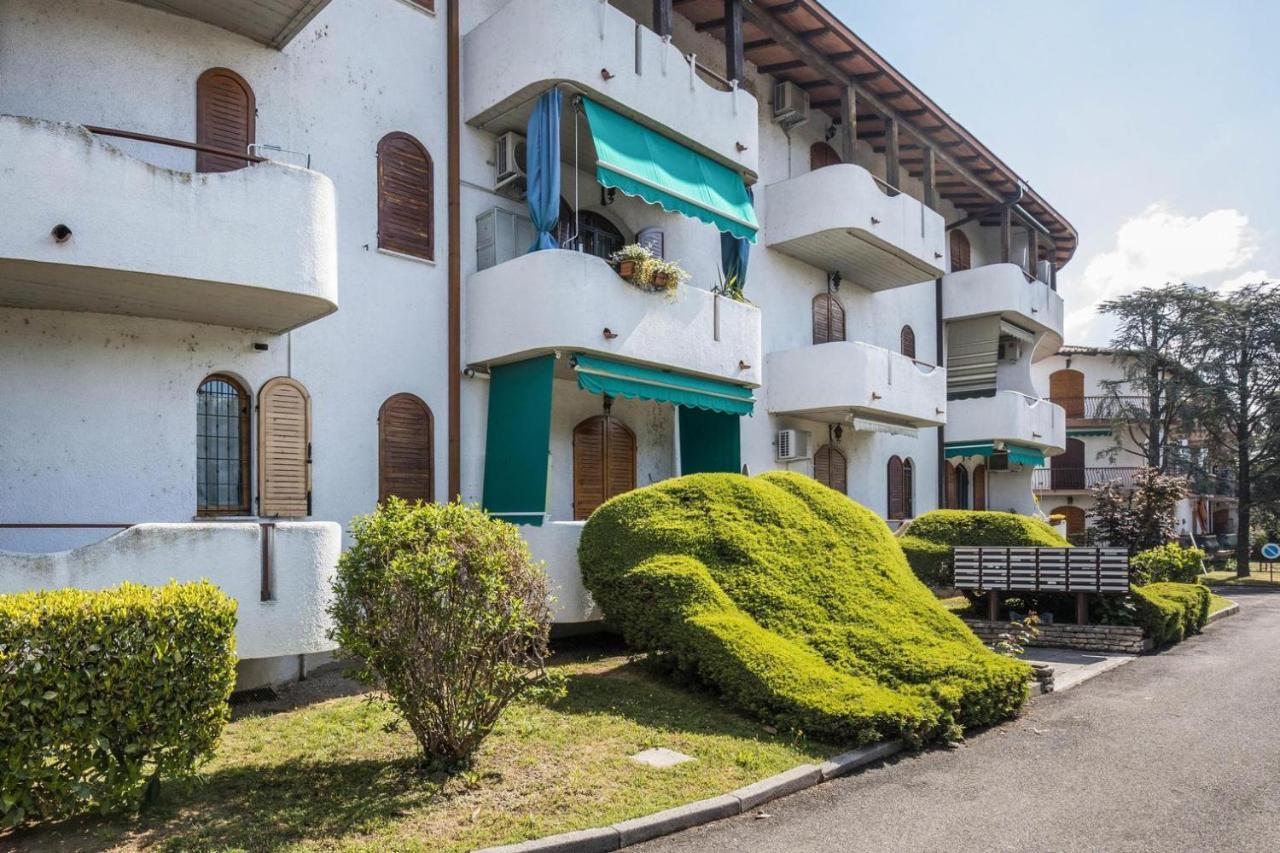 Il Bianconiglio Peschiera del Garda Exterior foto