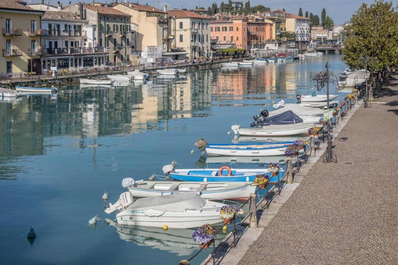 Il Bianconiglio Peschiera del Garda Exterior foto